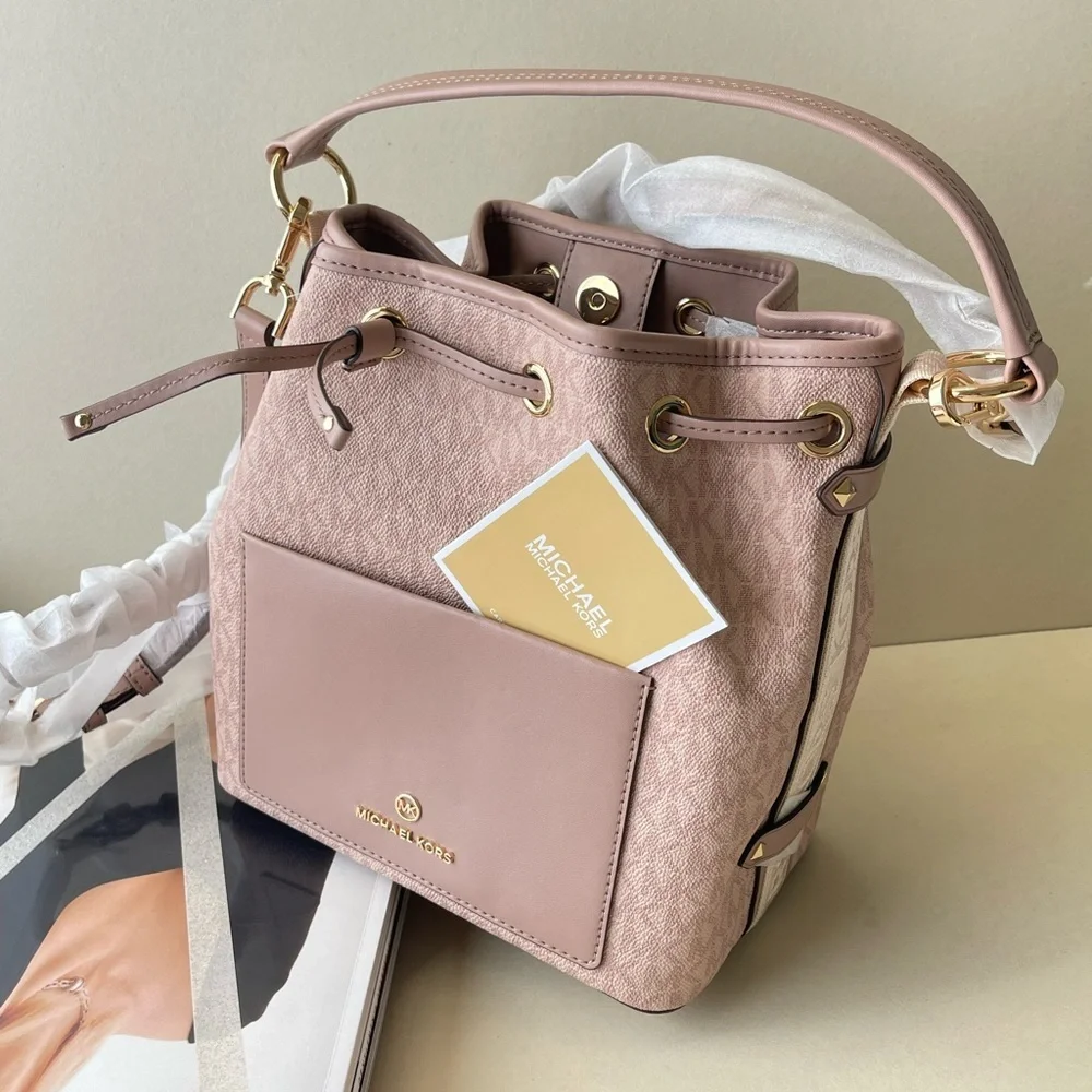 (new+tag) Michael Kors Maeve medium bucket messenger signature monogram pink
